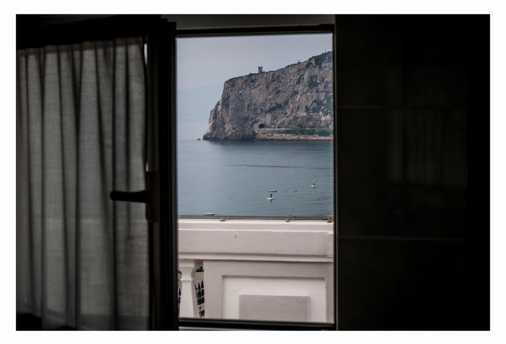 Lido Resort Finale Ligure Kültér fotó