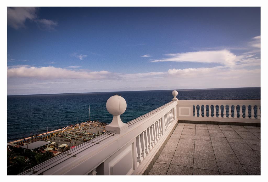 Lido Resort Finale Ligure Kültér fotó