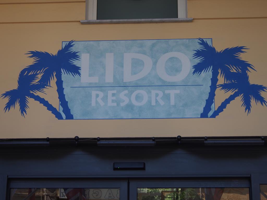 Lido Resort Finale Ligure Kültér fotó
